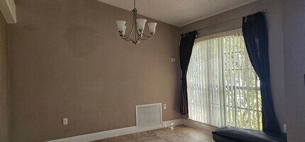 419 Martigues Dr in Kissimmee, FL - Building Photo - Building Photo