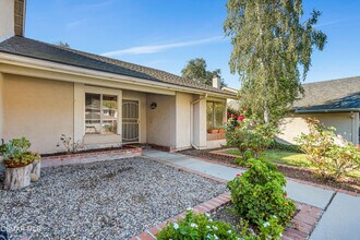 462 Raindance St in Thousand Oaks, CA - Building Photo - Building Photo