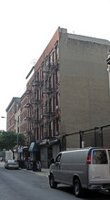 9 Stanton St in New York, NY - Building Photo - Building Photo