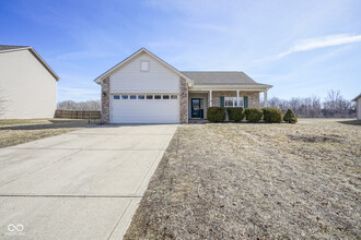 2769 Bluewood Way in Plainfield, IN - Building Photo - Building Photo