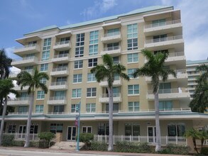 100 NE 6th St-Unit -409 in Boynton Beach, FL - Building Photo - Building Photo