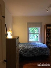 220 Mason Terrace-Unit -CC in Brookline, MA - Building Photo - Building Photo