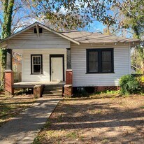 2812 Gordon Ave in Monroe, LA - Building Photo
