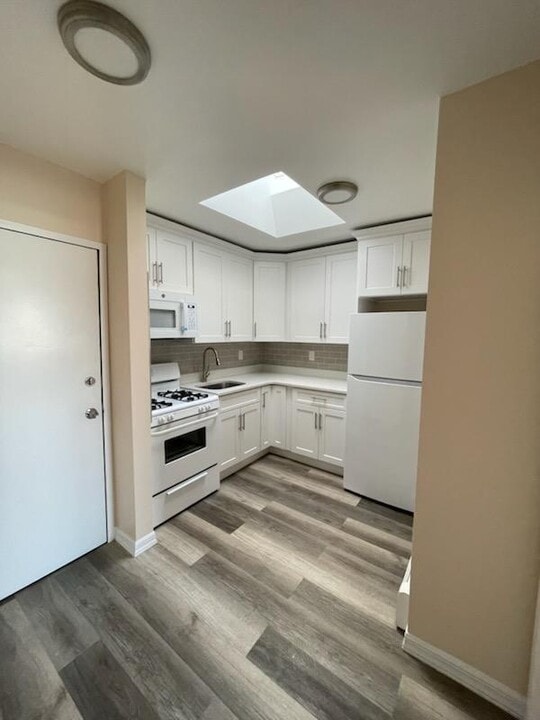 72-23-7251 51st Dr in Queens, NY - Building Photo