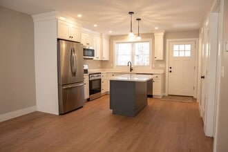 16 Vernon St in Middleboro, MA - Building Photo - Building Photo