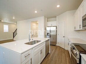 6491 Enlightenment Dr in Reno, NV - Foto de edificio - Building Photo