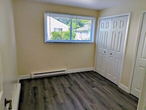 15 -2 Kent Ct in Ashford, CT - Building Photo - Building Photo