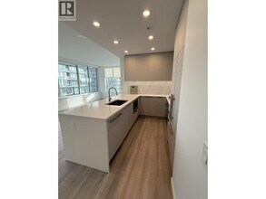 823 Carnarvon St in New Westminster, BC - Building Photo - Building Photo