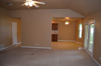 303 Grizzly Trail in Harker Heights, TX - Building Photo - Building Photo