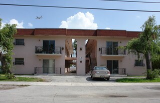 2661 SW 11th St Apartments