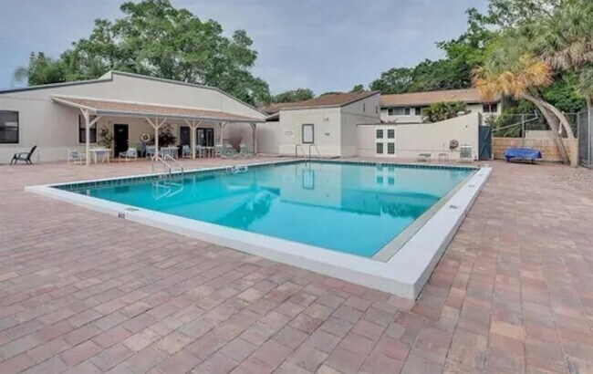 1115 Longfellow Rd in Sarasota, FL - Building Photo - Building Photo