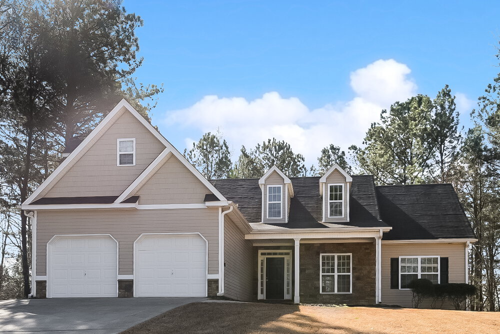 636 Forest Pine Dr in Ball Ground, GA - Foto de edificio