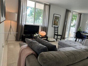 7728 Abbott Ave in Miami Beach, FL - Building Photo - Building Photo