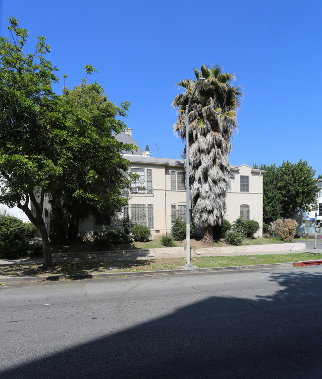 3360-3364 W 9th St in Los Angeles, CA - Building Photo - Building Photo