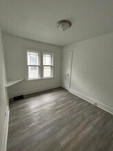 330 King St in Rockford, IL - Building Photo - Building Photo