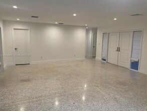 2837 SW 126th Ave in Miami, FL - Building Photo - Building Photo