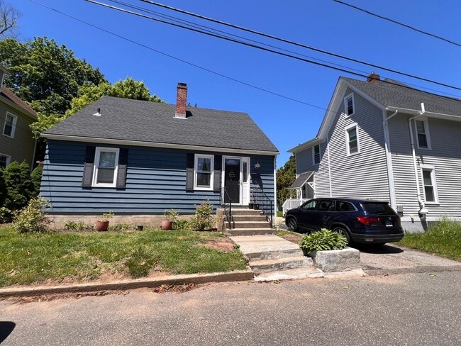 property at 268 Laurel Pl