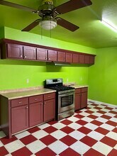 9314 Valley Stream in Houston, TX - Building Photo - Building Photo