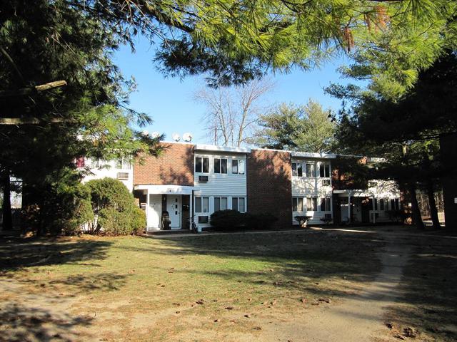 Cedar Gardens in Brick, NJ - Building Photo - Building Photo