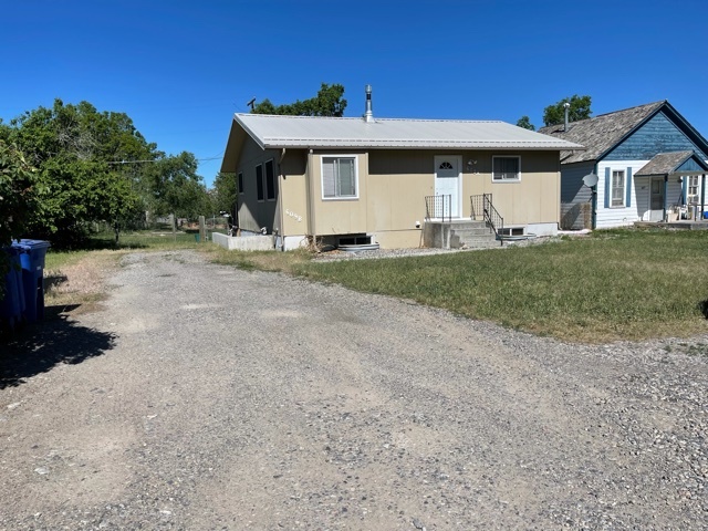 609 Iowa St in Belgrade, MT - Building Photo