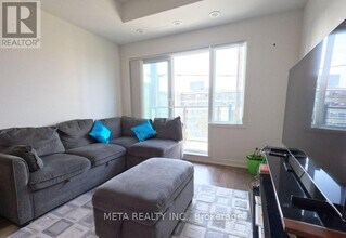 5131-5131 Sheppard Ave E in Toronto, ON - Building Photo - Building Photo