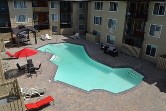 The Court at Northgate in Seattle, WA - Foto de edificio - Building Photo