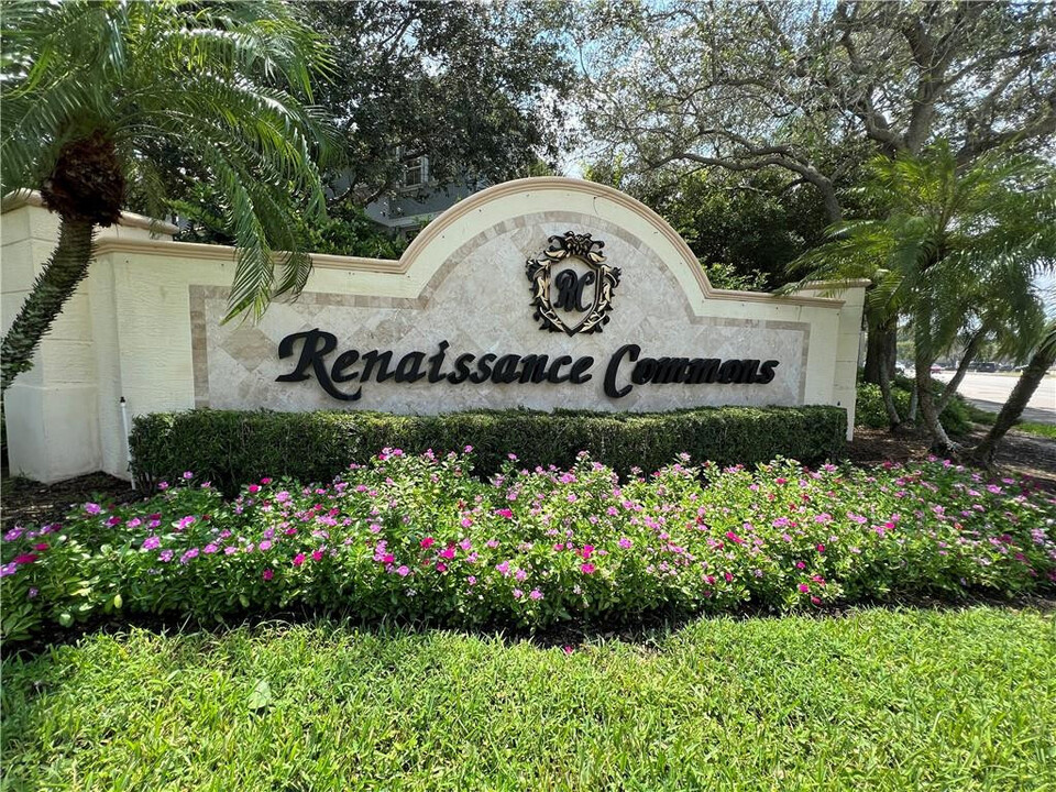 1690 Renaissance Commons Blvd in Boynton Beach, FL - Building Photo