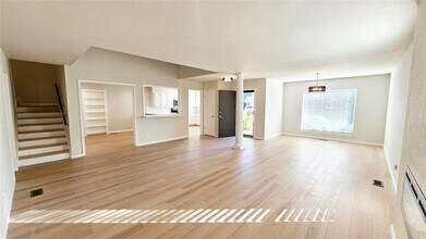 11921 Shady Trail Ln in Oklahoma City, OK - Building Photo - Building Photo