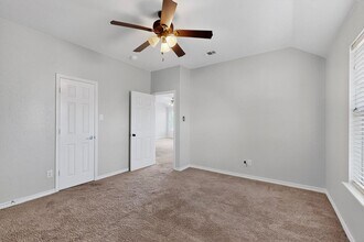 701 Lone Rider Ct in Rockwall, TX - Building Photo - Building Photo