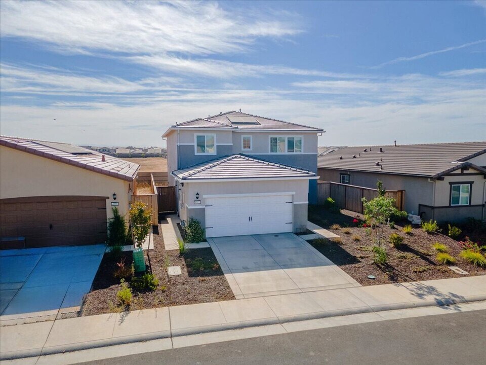 4312 Arctic Tern Cir in Rancho Cordova, CA - Building Photo