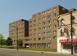 Calvary Towers in Youngstown, OH - Building Photo - Building Photo