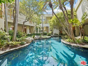 31280 Broad Beach Rd in Malibu, CA - Building Photo - Building Photo