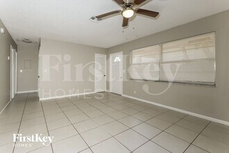220 Broward Ave in Greenacres, FL - Building Photo - Building Photo