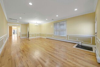 50 W Homestead Ave in Palisades Park, NJ - Building Photo - Building Photo