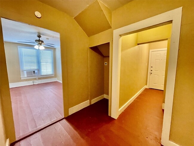 1814 Ave M 1/2 in Galveston, TX - Building Photo - Building Photo