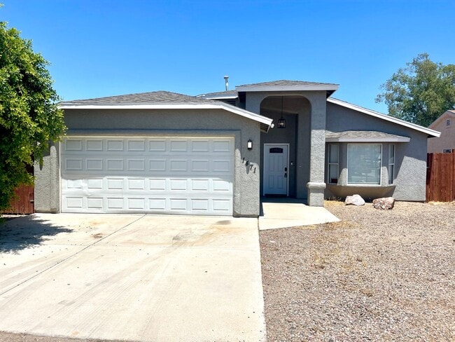 property at 1471 Bryan Dr