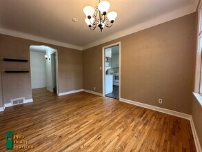 701 W Cottage Ave in St. Paul, MN - Building Photo - Building Photo