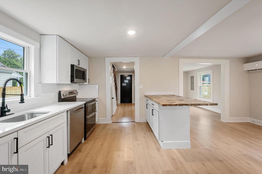 553 Highland Ave in Winchester, VA - Building Photo