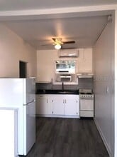 1401 E Alfred St, Unit 7 in Tavares, FL - Building Photo - Building Photo