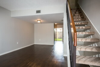 541 NW 82nd Ct in Miami, FL - Building Photo - Building Photo