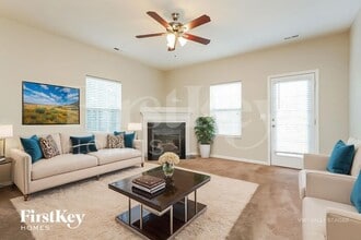 1301 Crystal Skye Ct in Burlington, NC - Building Photo - Building Photo