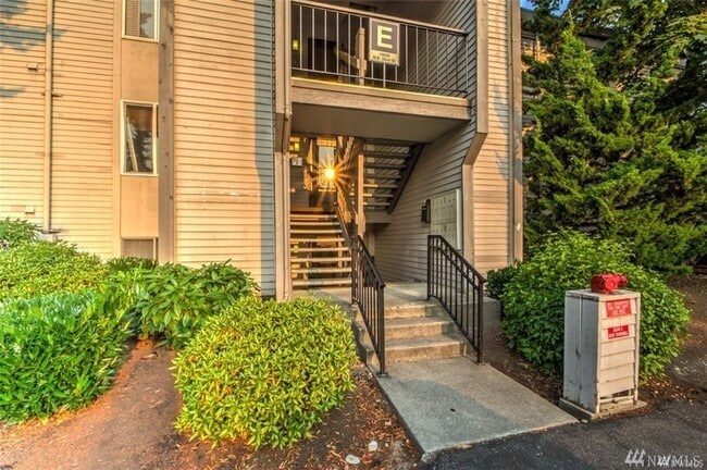 property at 14630 NE 32nd St