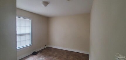 809 N E St in Pensacola, FL - Building Photo - Building Photo
