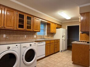 323 Auburn Dr in Little Rock, AR - Building Photo - Building Photo