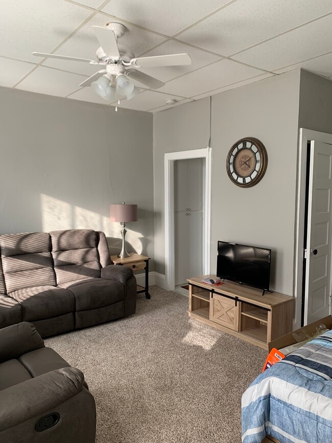618 N 5th St, Unit #3 in Springfield, IL - Foto de edificio - Building Photo
