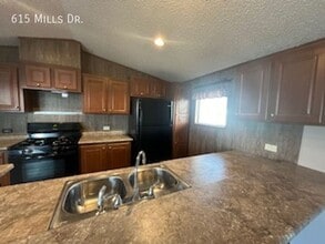 615 N Mills Dr in Towanda, KS - Building Photo - Building Photo