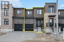63 Gateland Dr in Barrie, ON - Building Photo - Building Photo