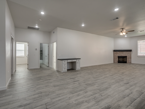 2509 Rumble Ln in Edmond, OK - Foto de edificio - Building Photo
