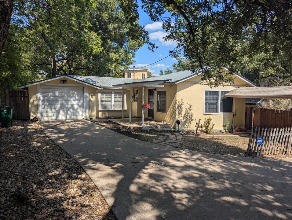 1114 Fairmount Ave in Austin, TX - Building Photo