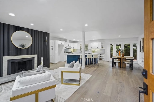 21171 Colina Dr in Topanga, CA - Building Photo - Building Photo